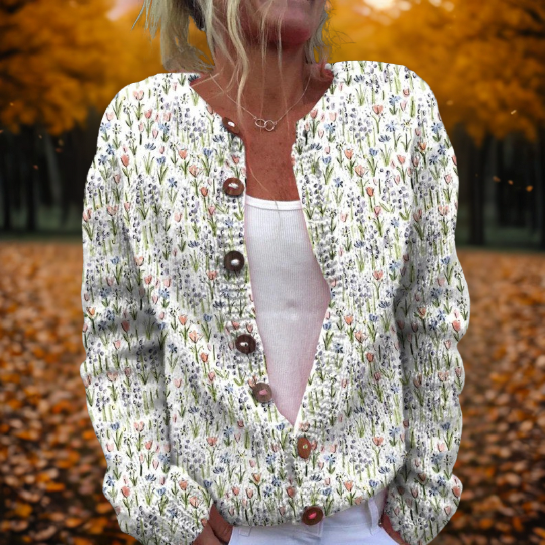 Michelle | Cardigan Art Print de Printemps