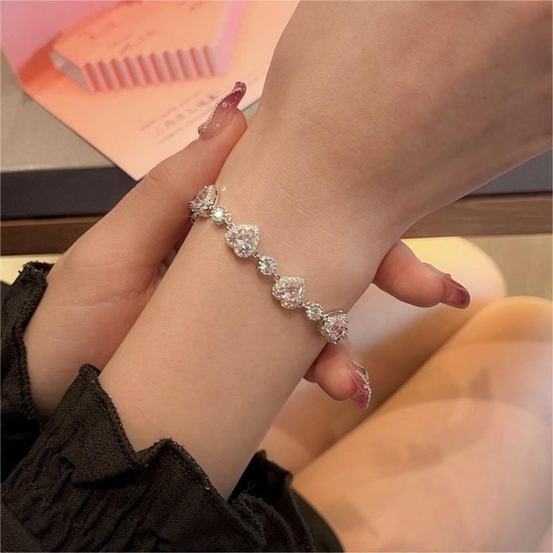 Bracelet Cœur Élégant