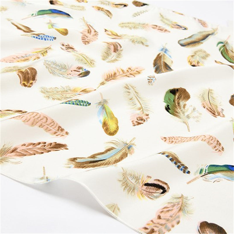 Écharpe À Imprimé Plumes