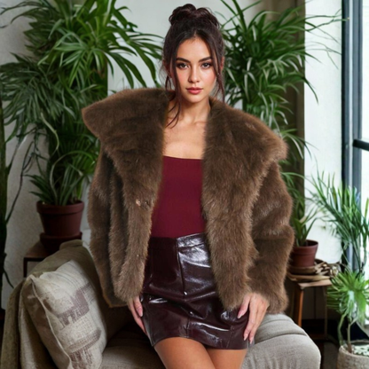 Corrine - Manteau Fuzzy Classique à Manches Longues et Col